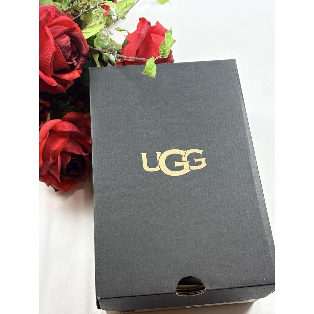 UGG 100% Authentic Empty Shoe Gift Box Only Men’s Classic Slip-on Chestnut 5